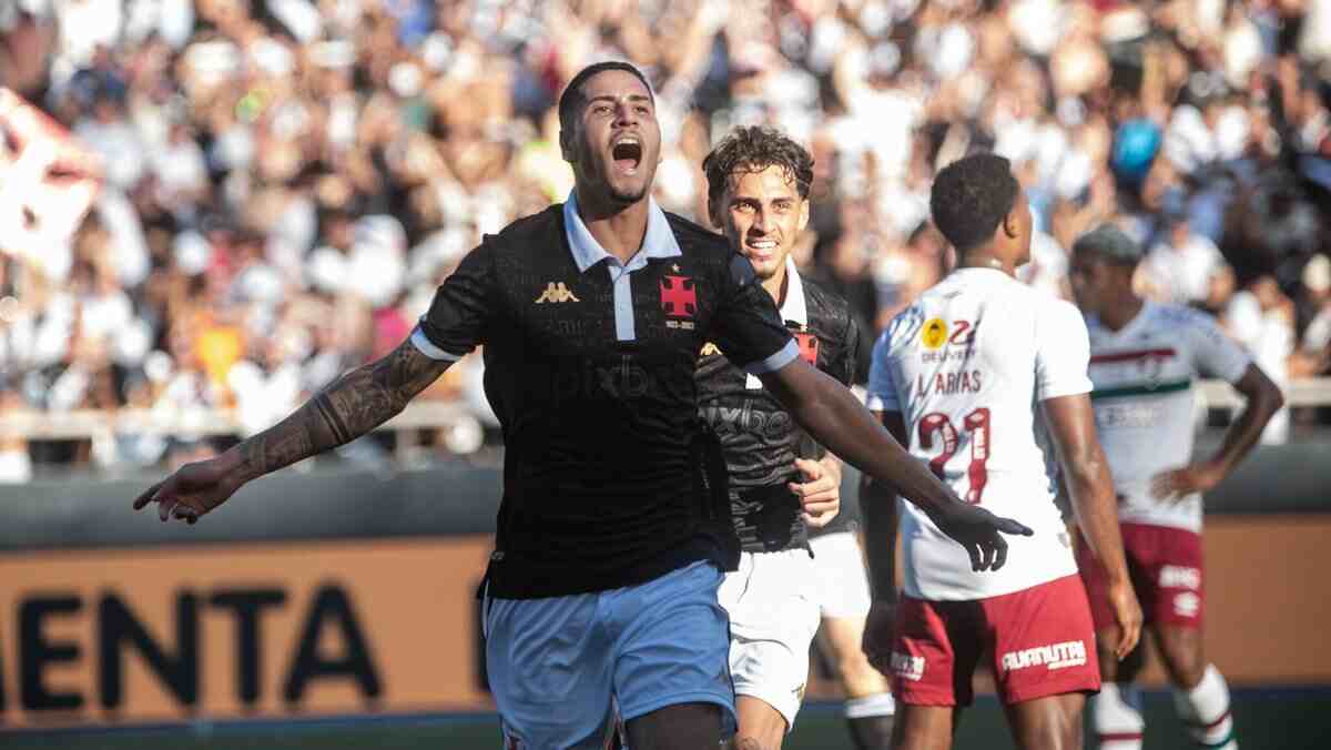 Vasco se impõe no Engenhão, supera o Fluminense por 4 a 2 e respira na ...
