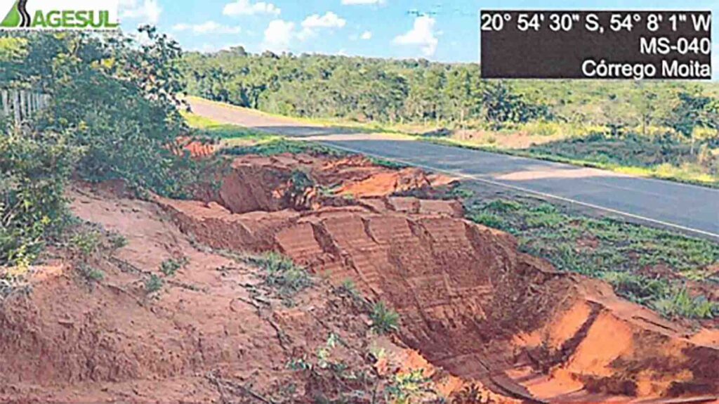 Agesul é cobrada por dano ambiental às margens do Córrego Moita (Reprodução)