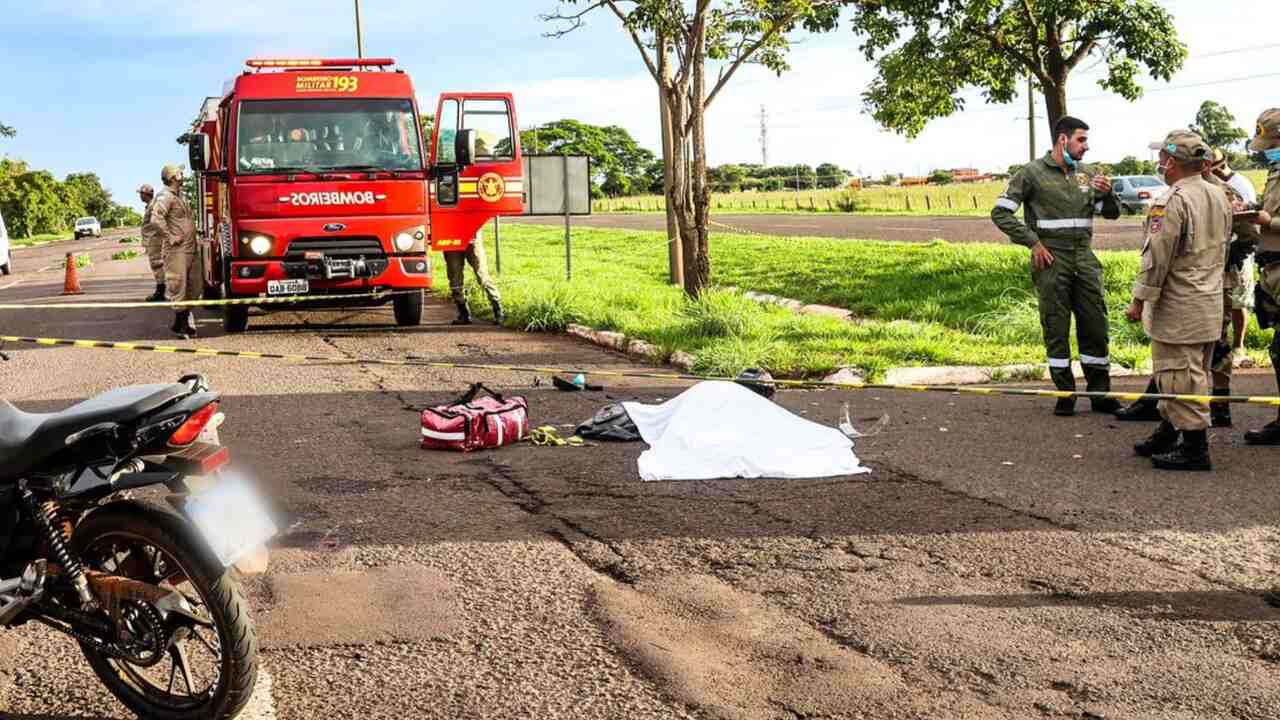Acidentes de trânsito envolvendo motociclistas mataram jovens de 23 e 28 anos em Campo Grande